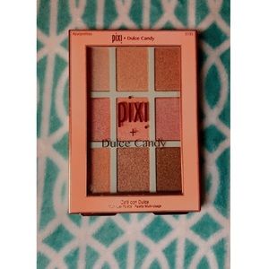 A Pixi Multi-Use Makeup Palette